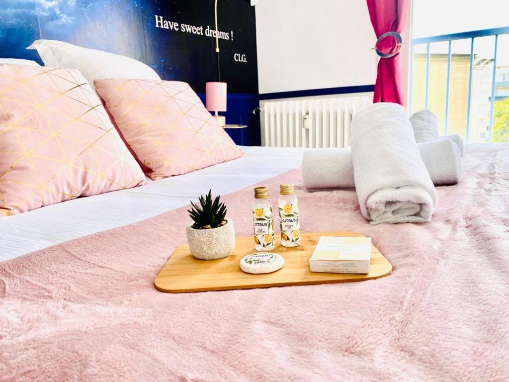 ATYPIQUE - Rêvez à 20min de PARIS - PARKING GRATUIT Apartamento Argenteuil Exterior foto
